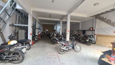 Bán nhà gần MT lê quang định. Nhà đang có thu nhập trên 150tr/tháng