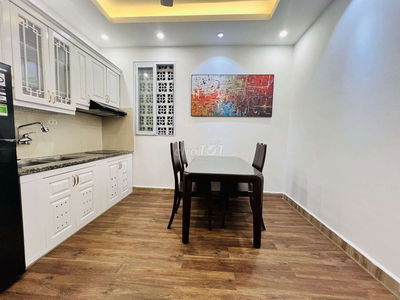 Cho thuê chung cư bảo vệ, tháng máy, xách vải về ở