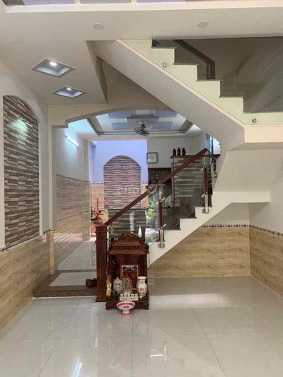 cho thuê nhà 4 tầng hẻm xe hơi thông 17tr
