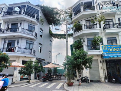 Bán Nhà Phố Liền Kề - Bình Tân - Gần Đường Tên Lửa - 1 Trệt 3 Lầu Đường 12m