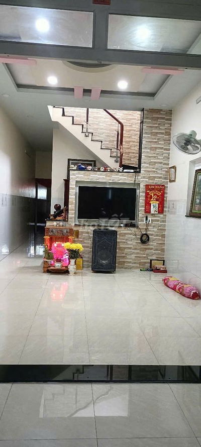Nhà gần chợ Dĩ An, hẻm ô tô, sổ riêng, 2333 Dĩ An Bình Dương