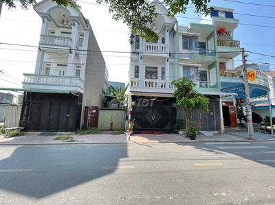 Nhà trục chính khu Lê Phong Tân Bình, phường Tân Bình, TP Dĩ An.