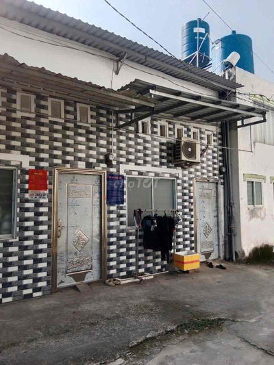 bán nhà có luôn dãy trọ đang cho thuê 15 triệu