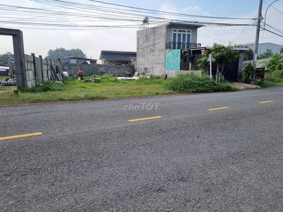 Bán cắt lỗ, rao bán lô đất hơn 106m2 đường liên tỉnh Ba Sa, sổ riêng!!