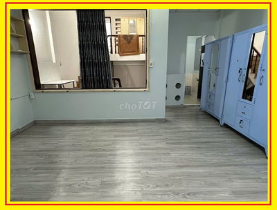 Phòng lớn Bình Lợi, nguyên lầu 3, ở được 4 người