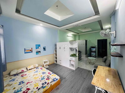 Studio ban công 36 m2 mặt tiền Q5