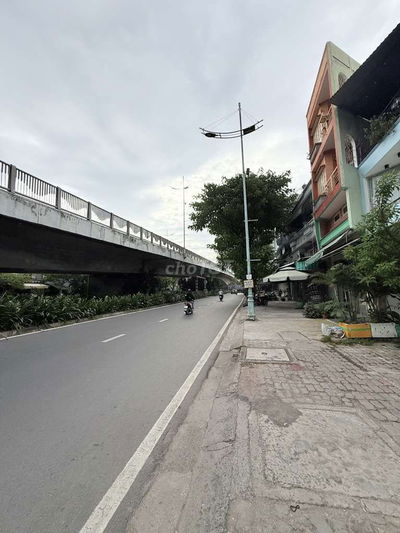 BÁN NHÀ MẶT TIỀN ĐƯỜNG PHÚ THUẬN, QUẬN 7–NGANG 7M–GIÁ CHỈ NHỈNH 4.xTỶ
