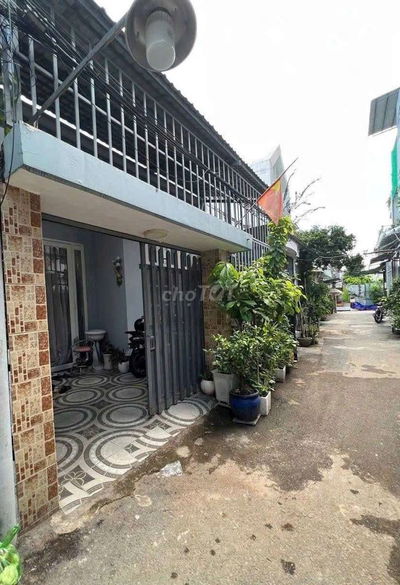 NHà Nguyên Căn Ngang 6x15m Gần Chợ Phú Thuận