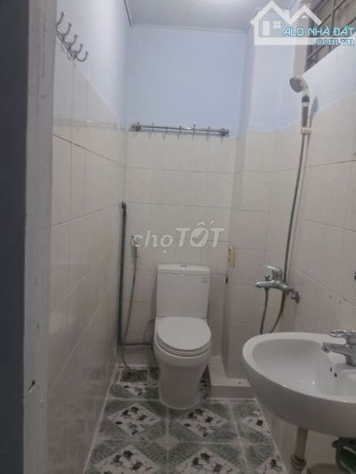 BÁN NHÀ 2 TẦNG KIỆT OTO LÊ DUẨN, DT 33M2, GIÁ CHỈ 2TỶ7