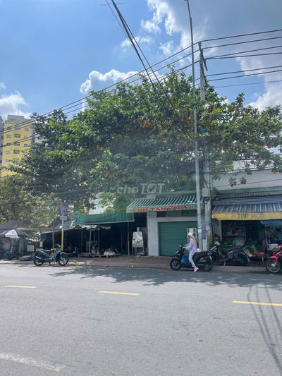 Mặt tiền 4 x 25, Hoàng Diệu 2 – Linh Chiểu cho thuê