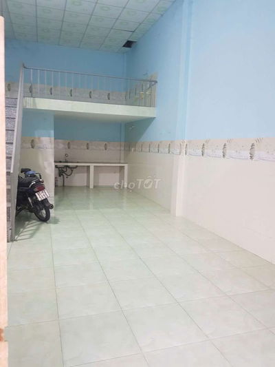 Cho thuê kiot góc 2mt rộng 40m2 có gác