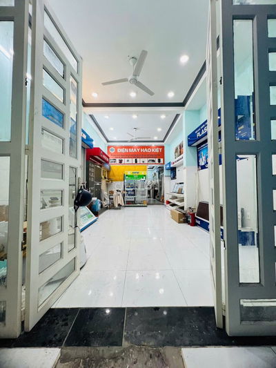BÁN NHÀ BÌNH TÂN – 2 TẦNG – 79M² – HẺM XE HƠI – GẦN MẶT TIỀN