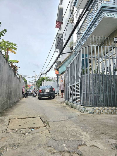 Nhà hẻm xe hơi 4x25m 4 tầng Quận 7 cách 5 phút sát mặt tiền 5.5 tỷ