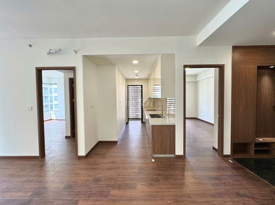 Cho Thuê Căn Hộ 2PN Nội Thất Cơ Bản – View hồ bơi - Giá 10,5Tr/tháng