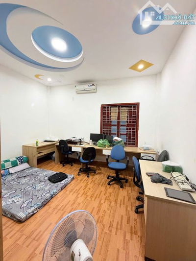 HIẾM MẶT PHỐ HÀ HUY GIÁP 3 TẦNG MỚI ĐẸP GẦN ĐẠI HỌC KIẾN TRÚC CHỈ HƠN 7 TỶ