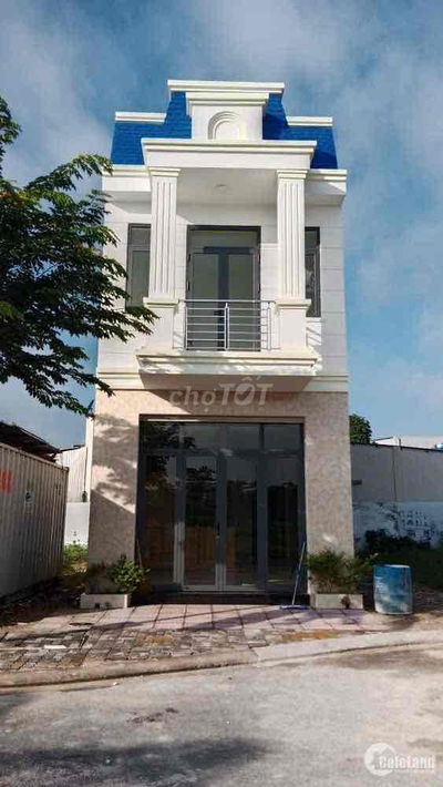 Mặt Tiền Hùng Vương cần bán gấp