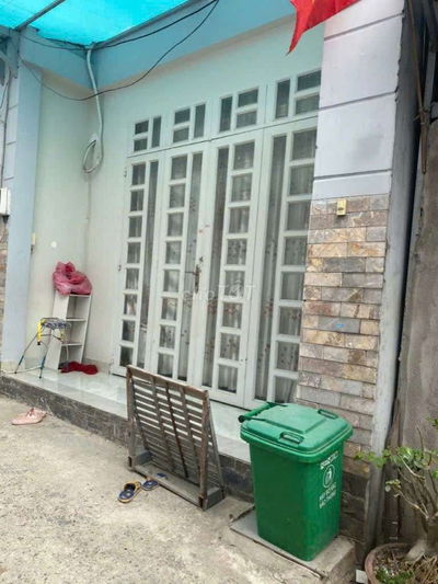 NHÀ HXH ĐỐi DIỆN KĐT VẠN PHÚC. SẴN MÁY LẠNH. THÍCH HỢP Ở GIA ĐÌNH