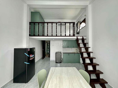 Cho thuê duplex có gác rộng 30m2 ngay Thành Thái gần đại học Hoa Sen