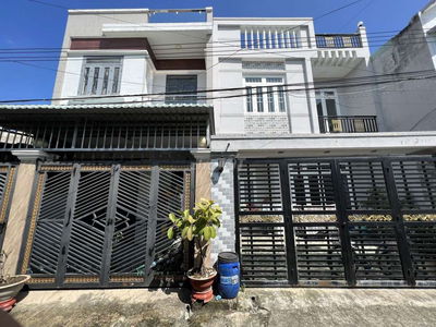 Nhà phố 85m  gần chợ Xóm Vắng và Vincom550 Tp. Dĩ An