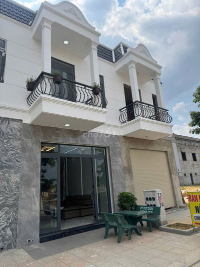🏠 Nhà Mới Xây Cần Bán Gấp - 63m2 Tặng NỘI THẤT - SỔ SẲN - Trung Tâm TP