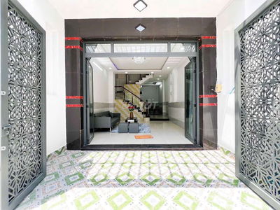 NHÀ QUẬN 7 🚗 HẺM ÔTÔ QUAY ĐẦU 🏨 4TẦNG .-DT 55m2
