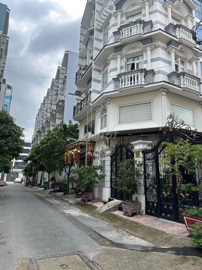 Nhà Phố Cao Cấp LK Aeon Mall và Khu Tên Lửa , DT 4x15 ,SHR.