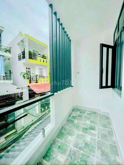 Nhà hẻm xe hơi dtsd 55m 2 tầng kế Phú Mỹ Hưng Quận 7 3.68 tỷ
