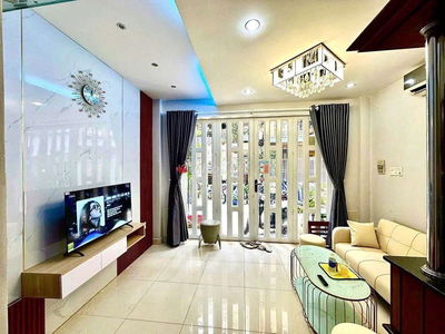 NHÀ full nội thất tại BẾN NGHÉ Q1. 3PN 3W giá chỉ 22tr