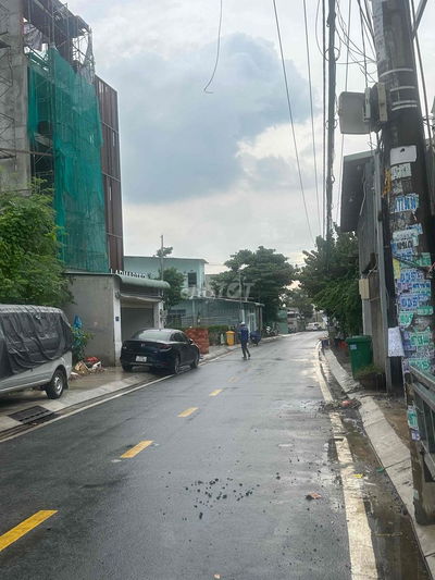 BÁN ĐẤT TẶNG NHÀ NGAY HOÀNG HỮU NAM 174m2 chỉ 7tỷ PHƯỜNG TÂN PHÚ