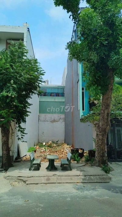 Bán rẻ đất trung tâm hành chính dĩ an
