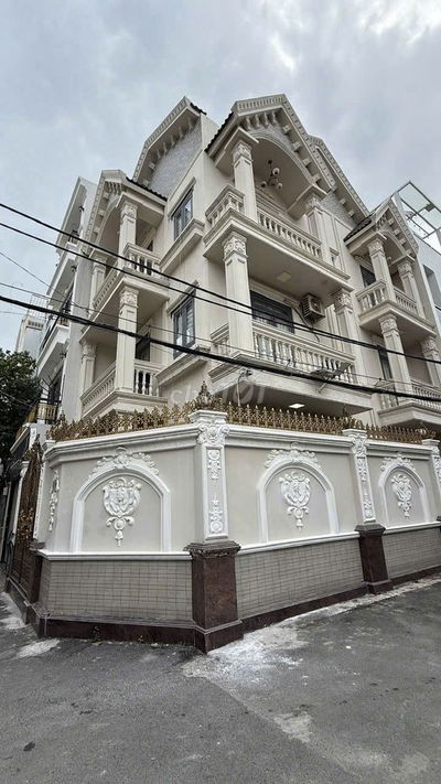 CHÍNH CHỦ CHO THUÊ - NHÀ BIỆT THỰ - CĂN GÓC - KHU LACASA - QUẬN 7