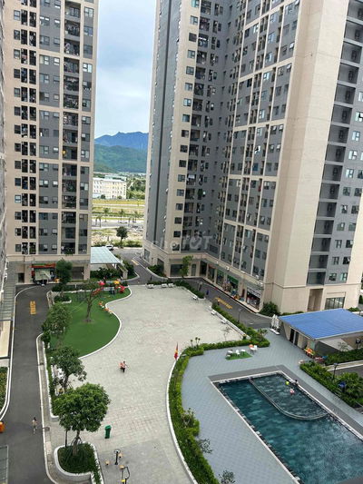 🇻🇳cho thuê căn hộ mới,nội thất mua mới,có hồ bơi,tầng 7