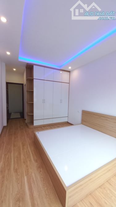 BÁN NHÀ ĐA SỸ - HÀ ĐÔNG - 40M - 4T - PL - OTO GẦN - NHỈNH 5 TỶ.