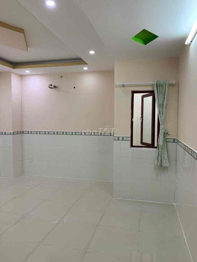 Phòng cho thuê sạch sẽ, 20m2, khu an ninh, yên tĩnh