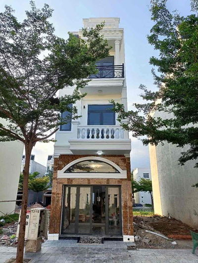 Nhà mới kdc Icon Central chợ Thông Dụng. Liền kề Vincom Dĩ An. DT743