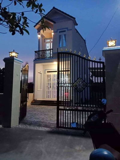 Cho thuê nhà có nội thất gần chợ Bến Thế - p.Tân An