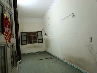 Bán Nhà Quán Thánh: 6,5 Tỉ, DT 40m, MT 4m,Ngõ Nông 20m,Bán Đất Tặg Nhà