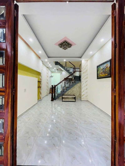 Nhà 2 tầng sạch đẹp ở ngay,DT: 4 x 15 (58m2) gần Trường Lê Văn Thọ