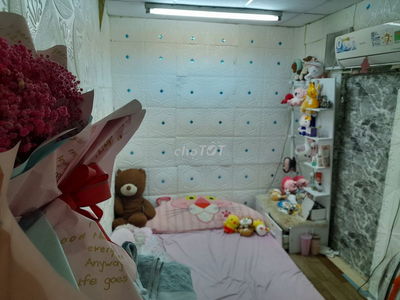 Phòngtrọ Q1 giá rẻ, có lối đi riêng giờ giấc tự do, yên tĩnh, an ninh