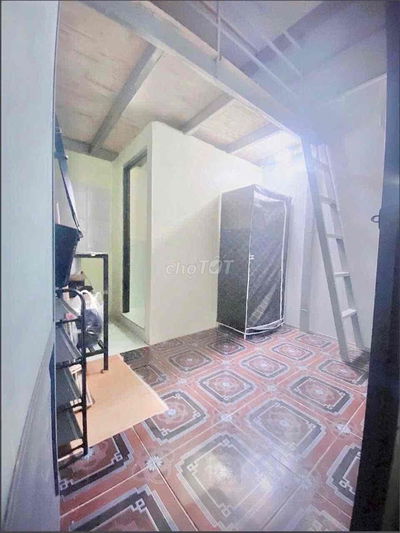 Phòng trọ 2.5tr có gác, máy lạnh, kệ bếp, toilet riêng. q9