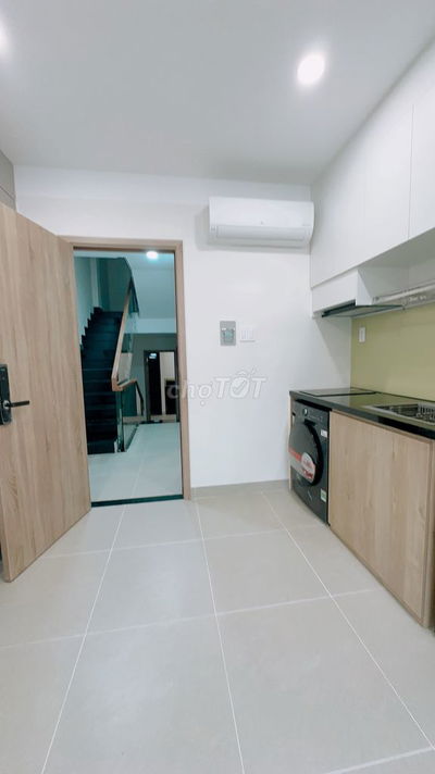 Cho thuê căn hộ cao cấp full nội thất Hẻm 217 Bùi Đình Tuý