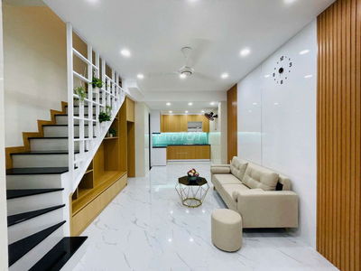 Bán nhà đẹp như bức tranh