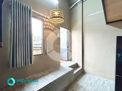 Phòng duplex đầy đủ nội thất, giờ tự do, mặt tiền đường