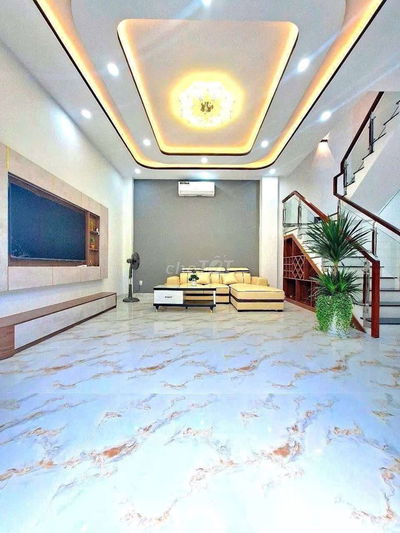 Nhà Huỳnh Tấn Phát Phú Thuận Q7 bancon thoáng sổ hồng hoàn công