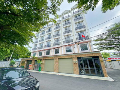 CHỦ CẦN TIỀN BÁN GẤP NHÀ 4 LẦU MỚI XÂY CÁCH SÔNG SG 100M, SỔ RIÊNG, ĐƯỜNG 10M, SÁT VẠN PHÚC CITY