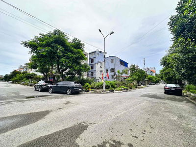 Bán đất 51m Lô góc đường 30m Lô 9 hướng Tây tứ trạch
