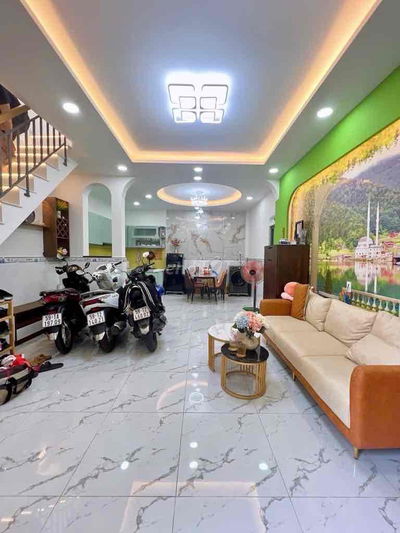 NHÀ CÓ SÂN THƯỢNG, ĐƯỜNG QUANG TRUNG - GÒ VẤP, 44m2, 2 PHÒNG NGỦ.