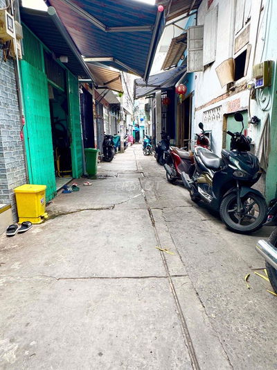 Cách chợ 04 Xã phan Anh 300m Có Căn Nhà 36m Cần Bán.