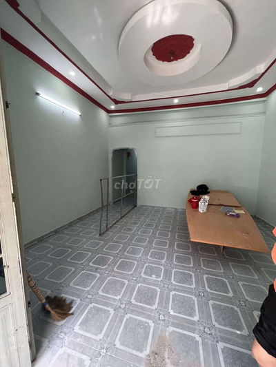 Cho thuê nhà gần ngã ba ông xã
