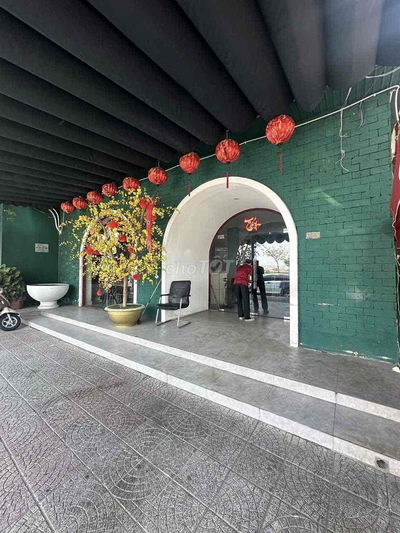 Cho thuê nhà 3 tầng kinh doanh khu Mỹ An sát sông